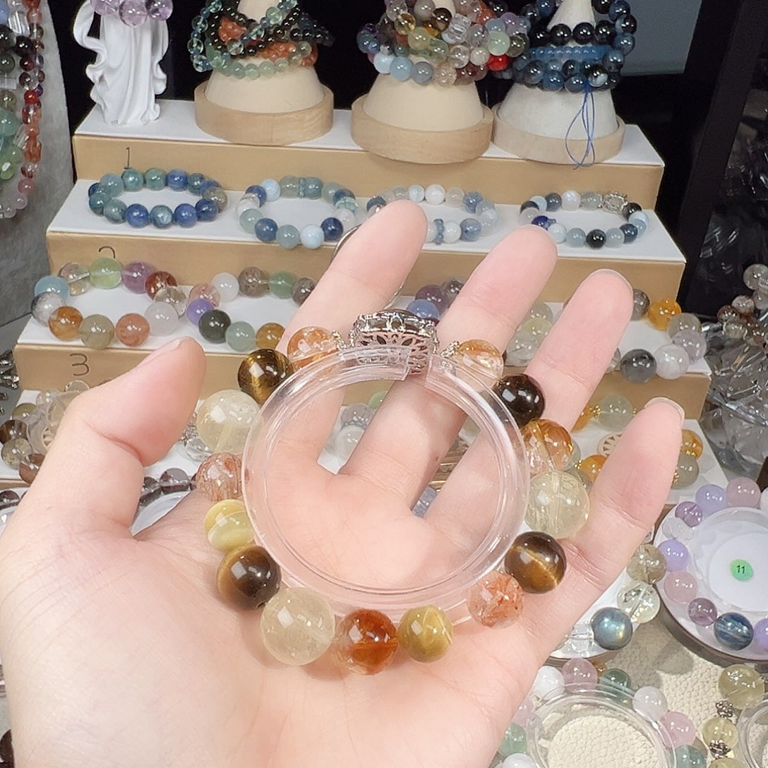 金霸               