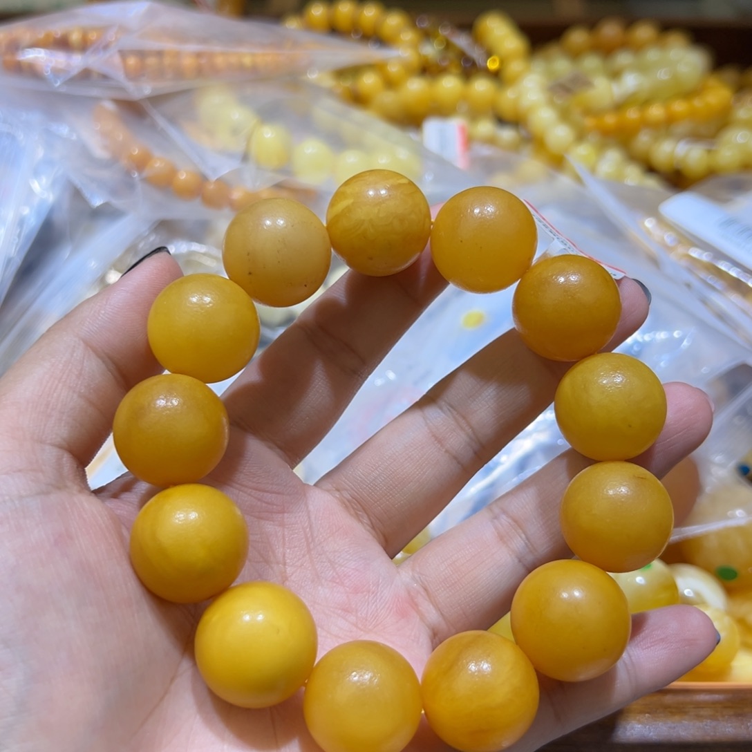 琥珀珠宝奇石未镶嵌