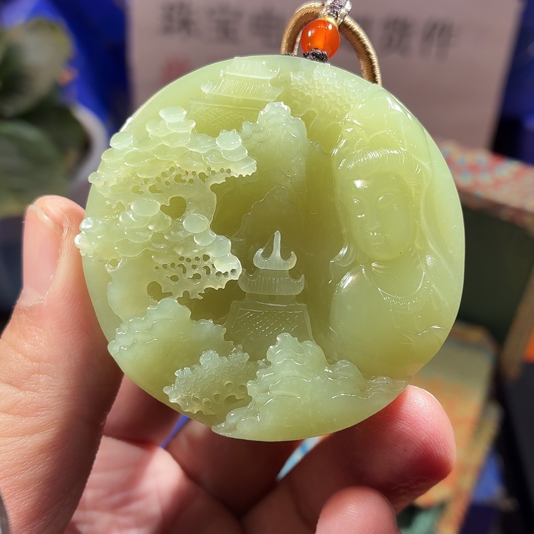 和田玉（糖玉）未镶嵌颈饰