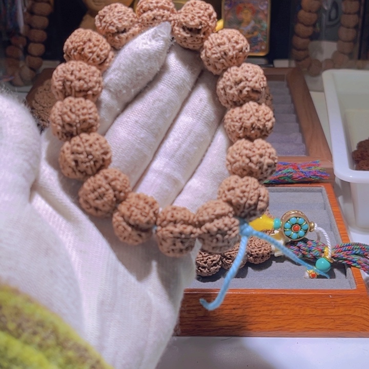 手串金刚菩提顺**然