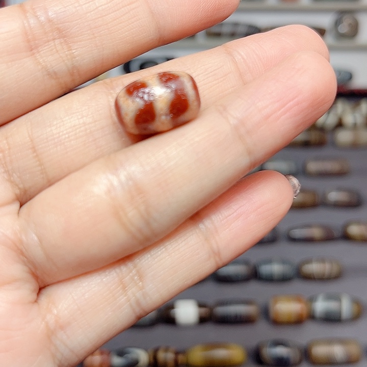 未镶嵌玛瑙/玉髓珠宝半成品(****较