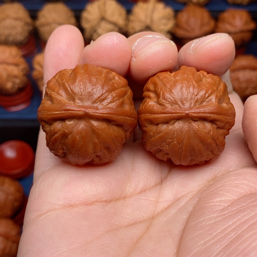 把件文玩核桃手捻野生精品方头粗筋