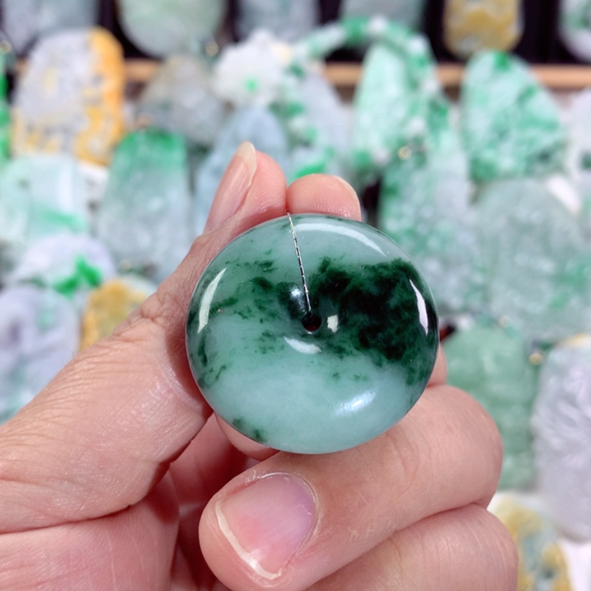 【闪购商品】翡翠吊坠(不含链)未镶嵌