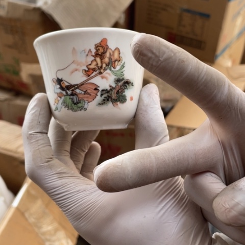 摆件陶瓷摆件工艺品。2杯