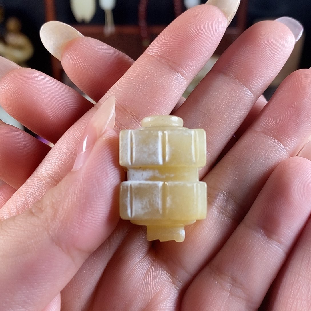 未镶嵌和田玉挂件