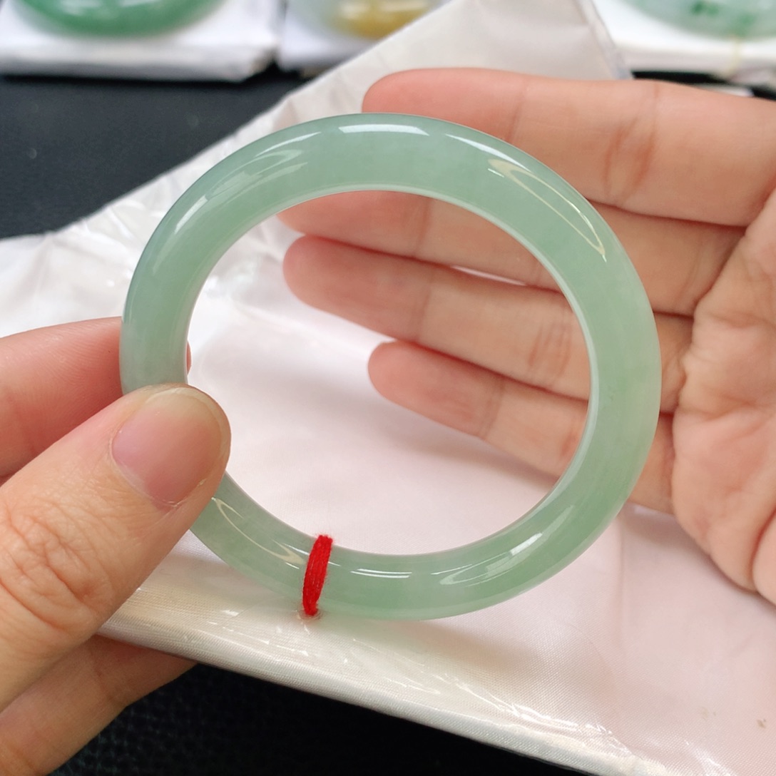 翡翠手镯未镶嵌晴***缅甸圆49