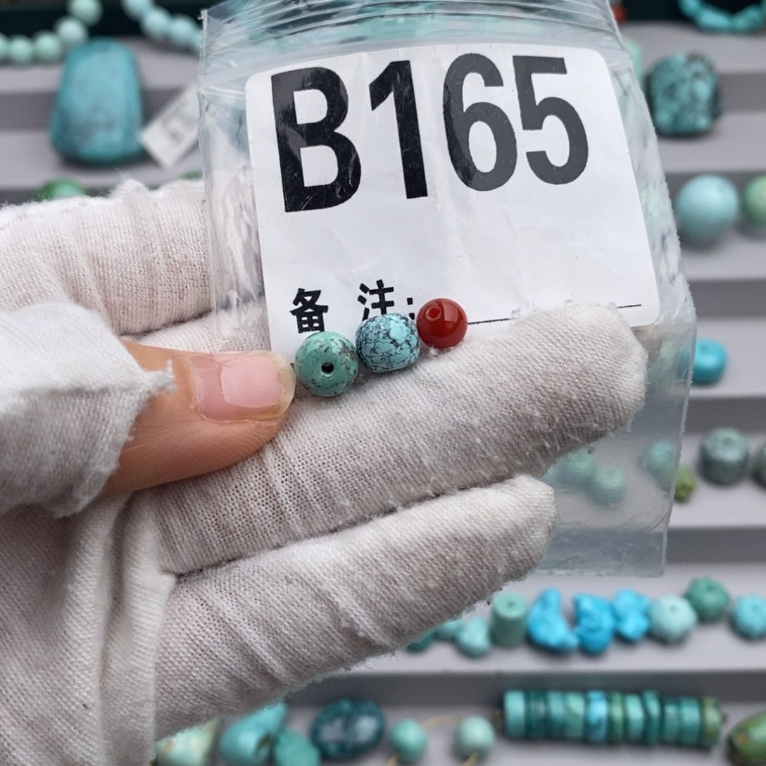 未镶嵌卡7老型一对南红玛瑙