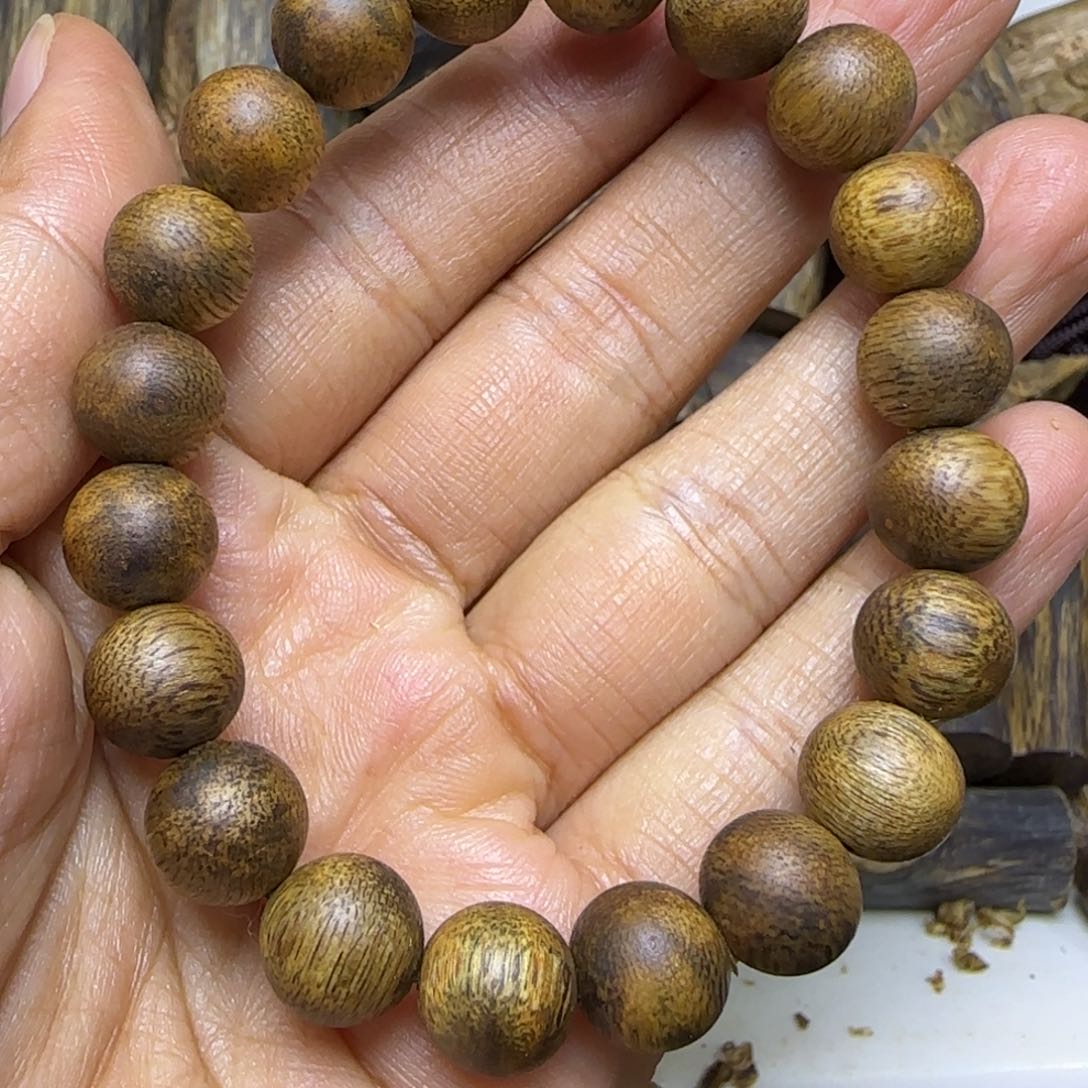 沉香手串沉香莺歌绿奇楠