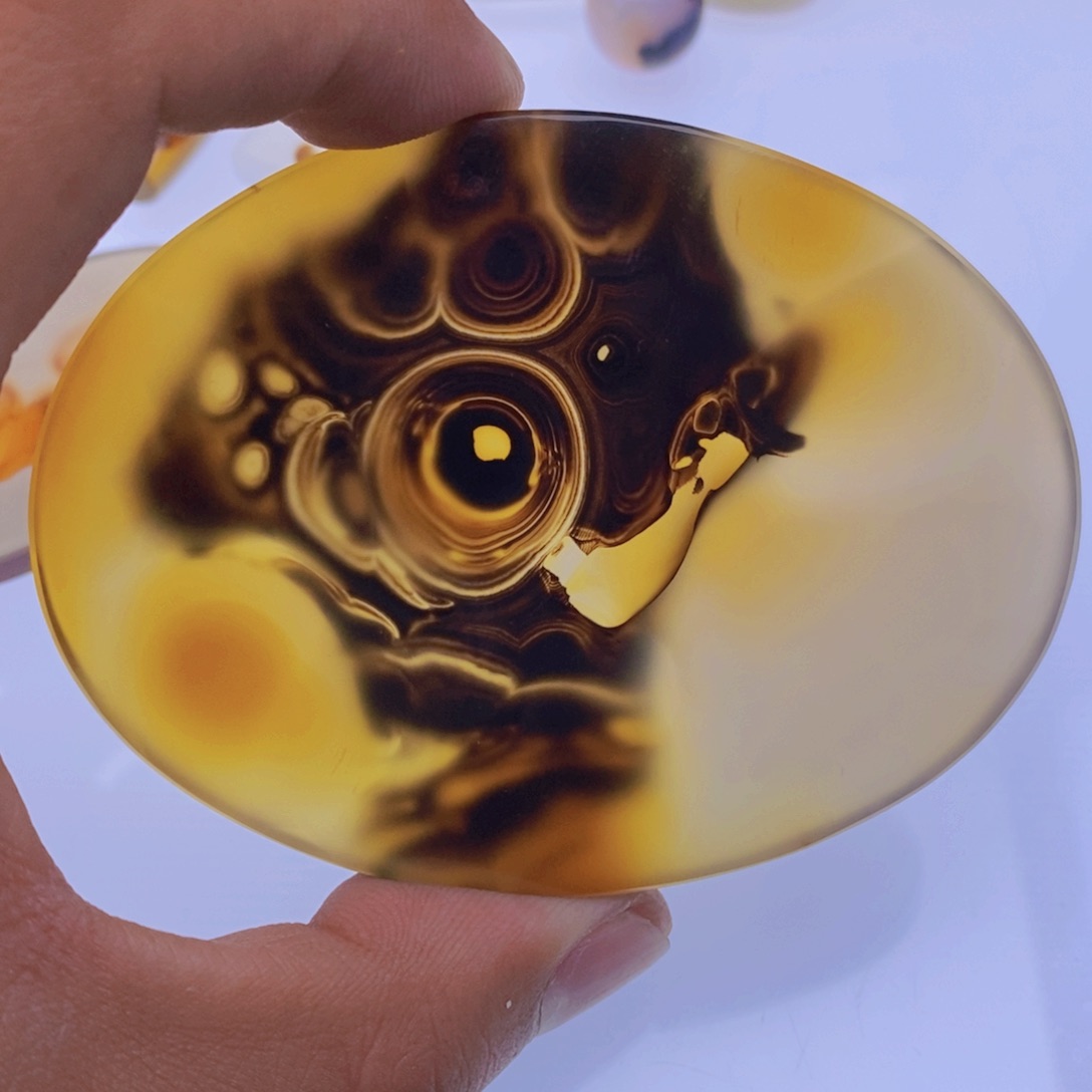 玛瑙/玉髓颈饰未镶嵌三***猫