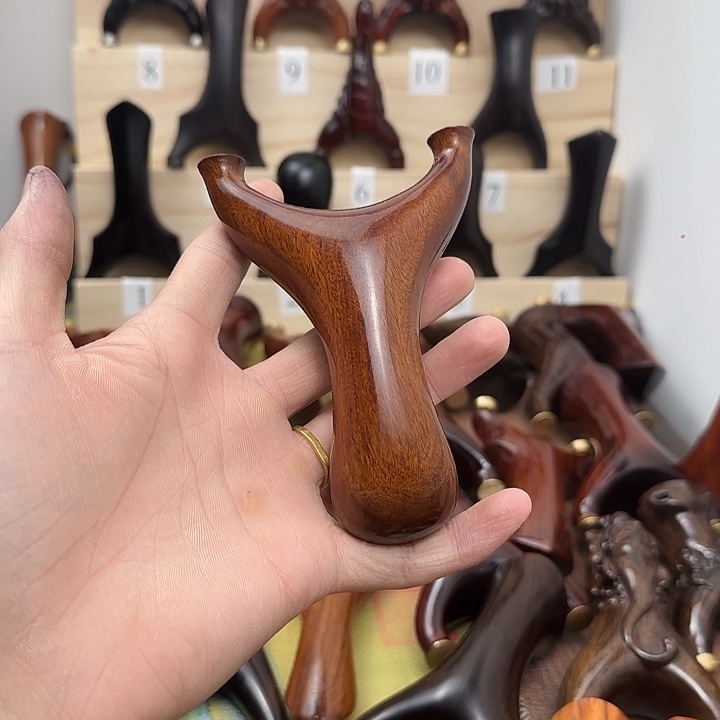 蓝***爵4号瑕疵沙漠铁大龅牙