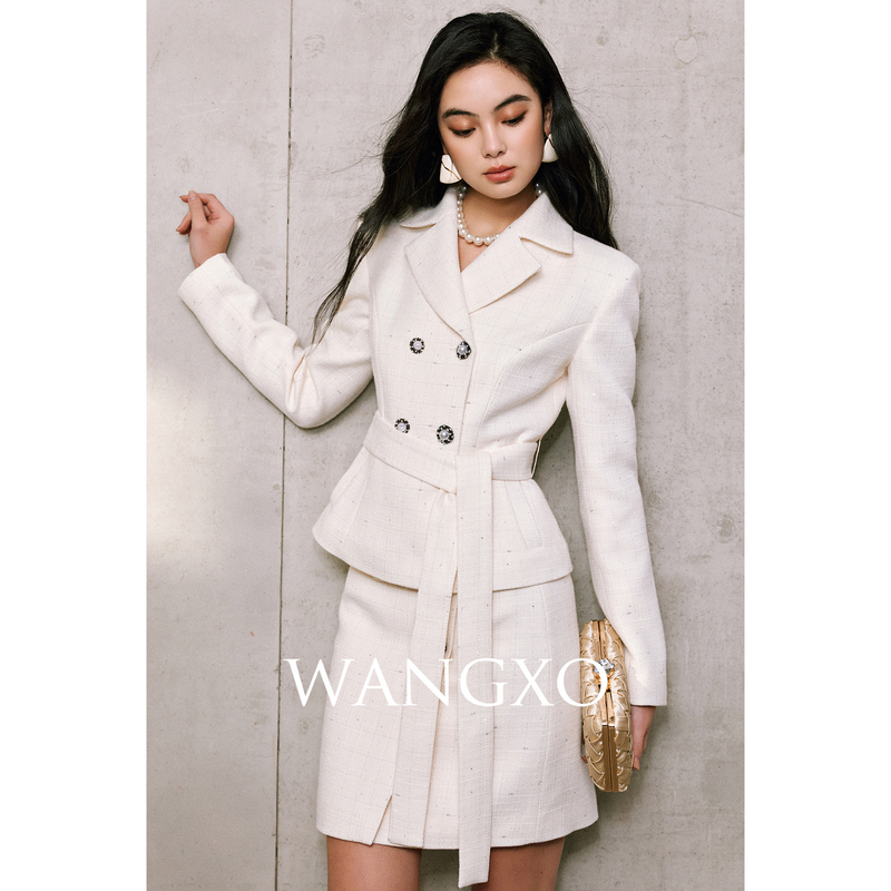 WANGXO 亮丝珍珠钻扣香风气质套装 257707W