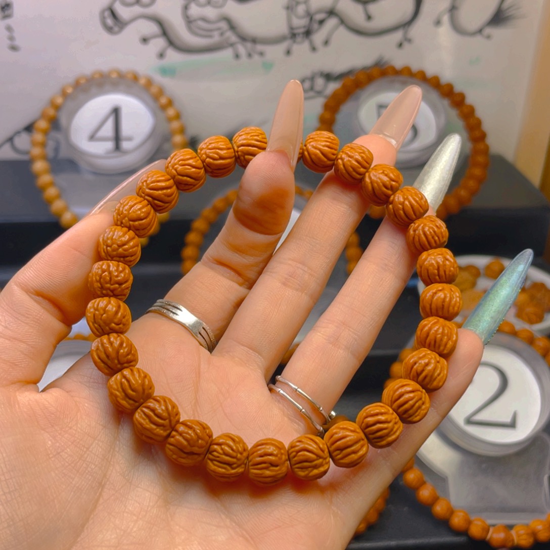 吊坠桃核1.00000000000000