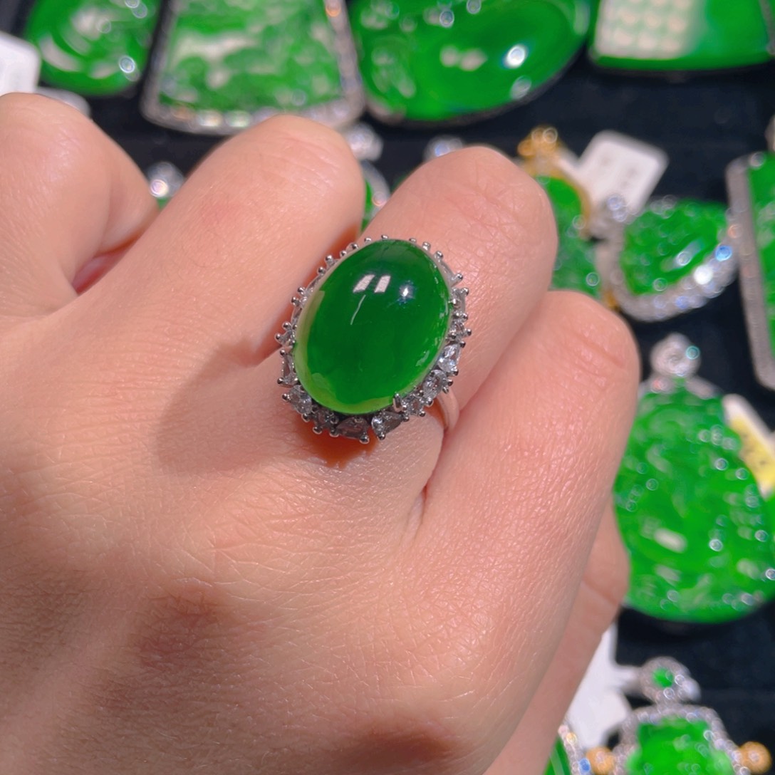 翡翠颈饰未镶嵌保a保真天然翡翠