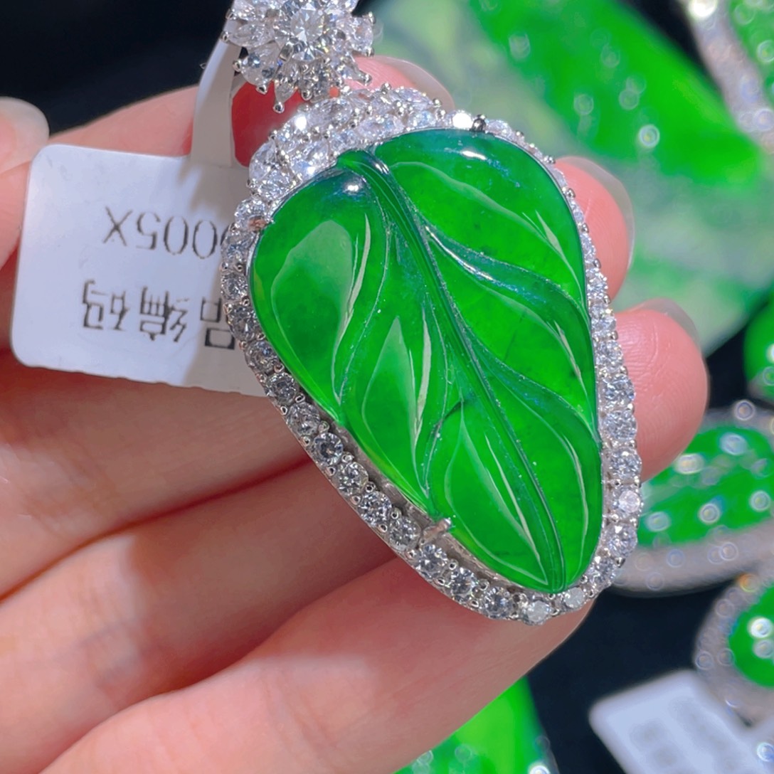 翡翠吊坠(不含链)银S925镶嵌