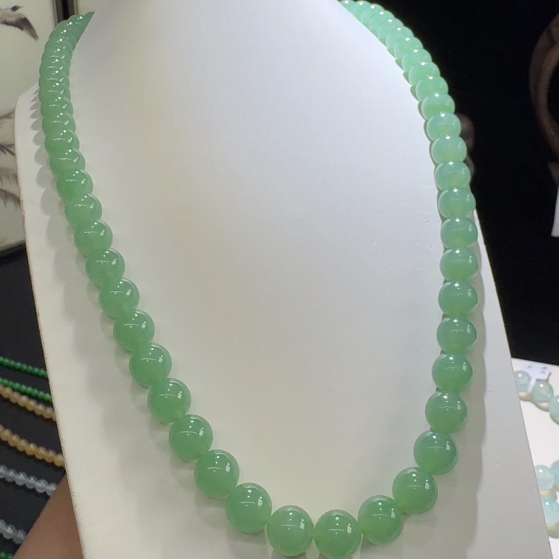 未镶嵌手串翡翠王炸！冰胶果冻底葡萄绿项链卡10 大漏！