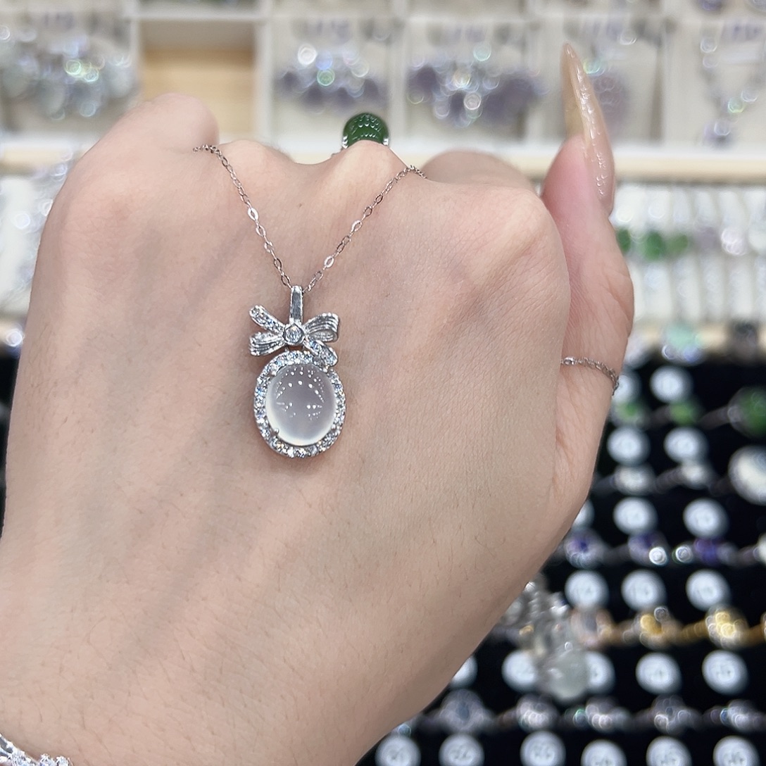 c***y岫玉银S925镶嵌吊坠(赠链)