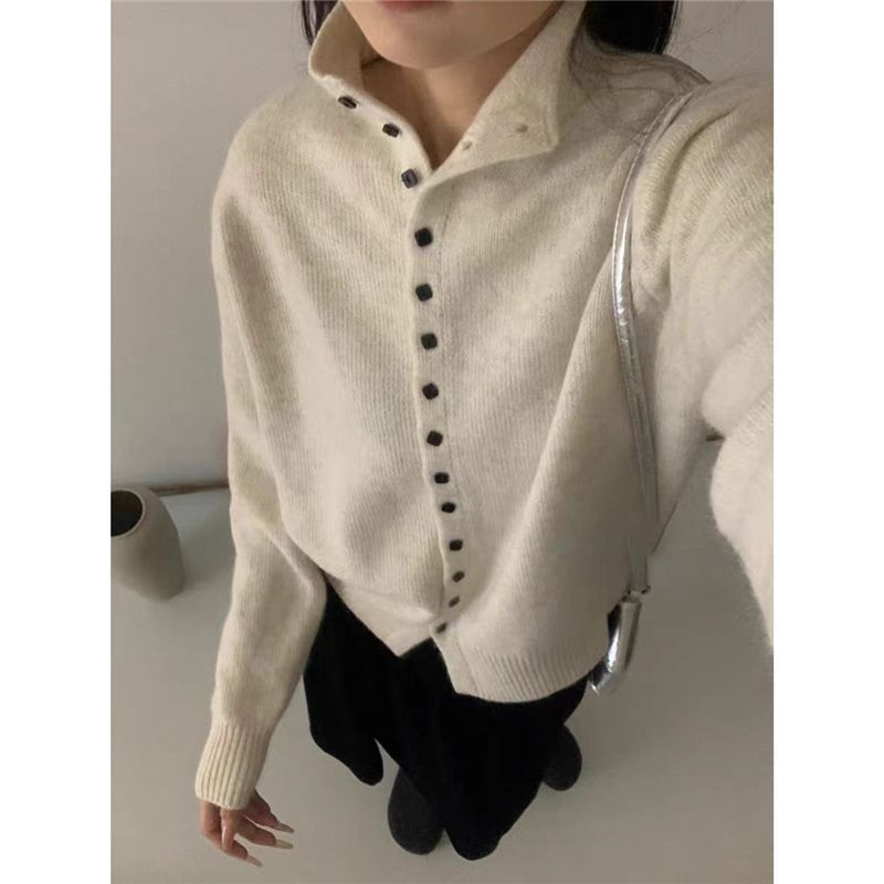 欧货2025春装新款立领单排扣浣熊绒纯色毛衣女软糯保暖上衣