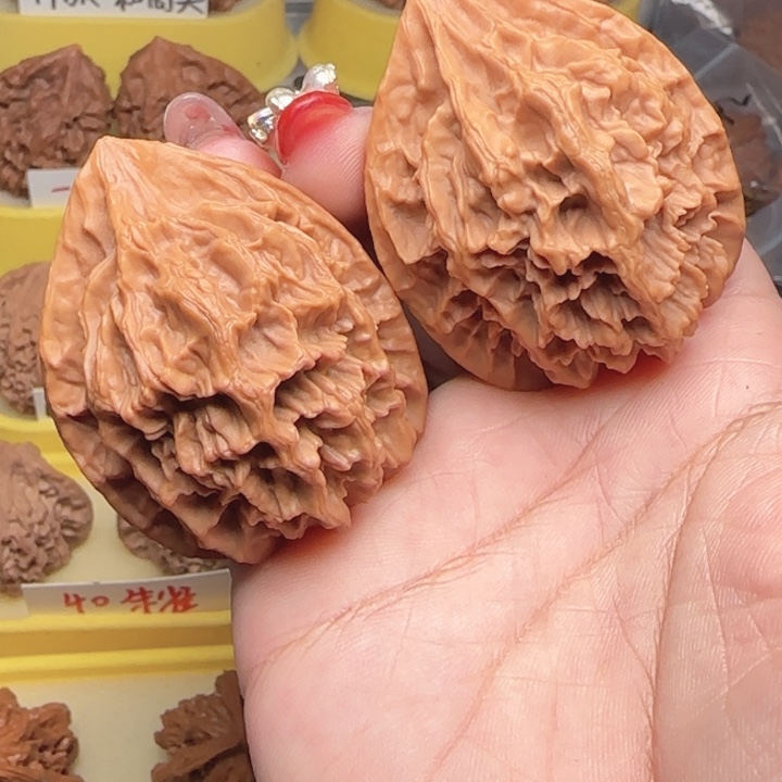 弯弯核桃，帝王龙鳞随机