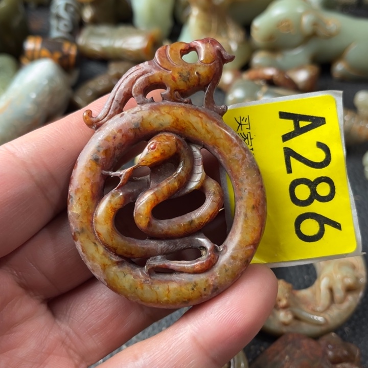 和田玉颈饰未镶嵌玑*经