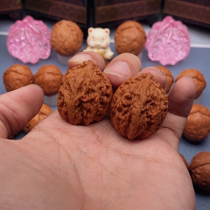 文玩核桃把件蚂蚁粗筋