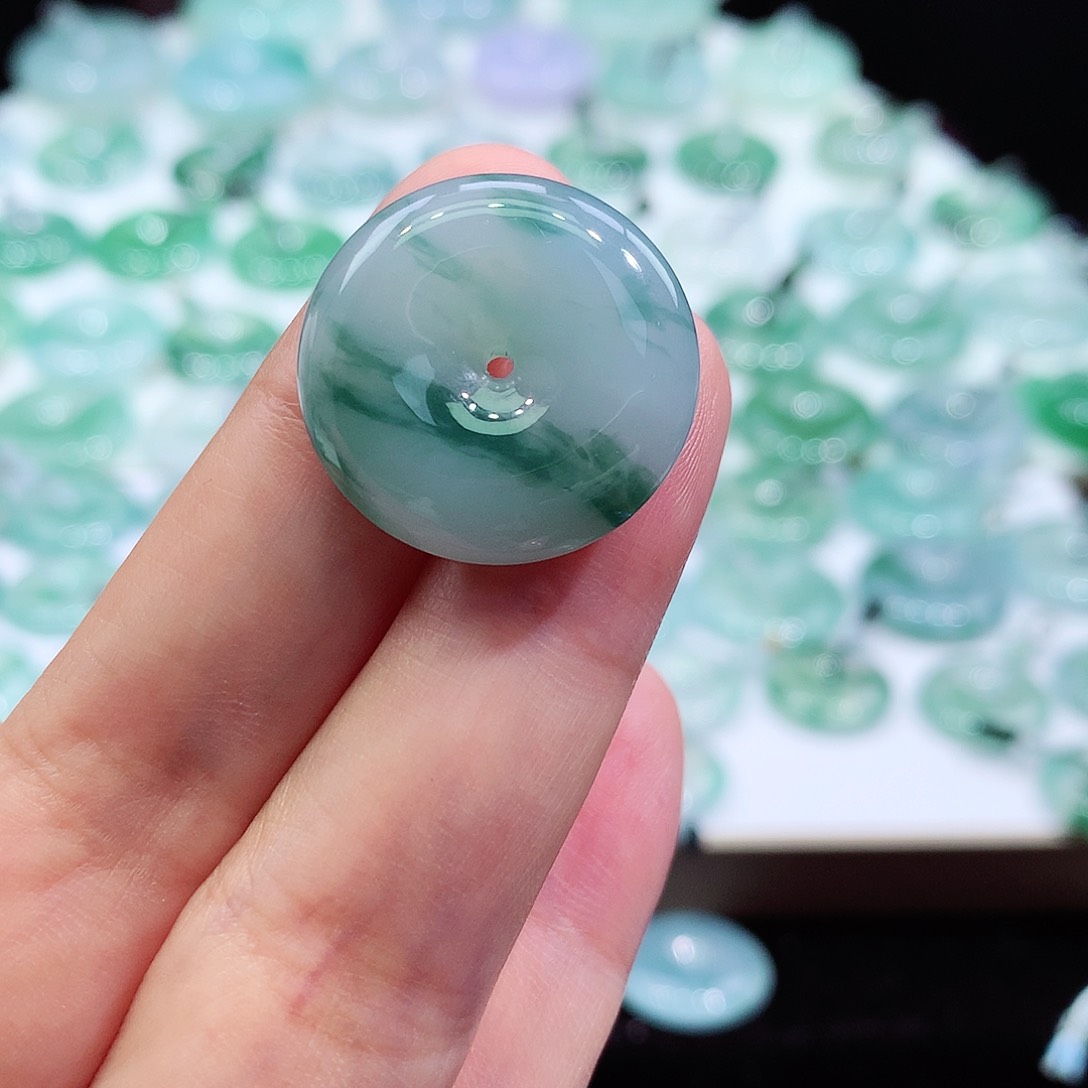 颈饰未镶嵌翡翠23.9/7.3