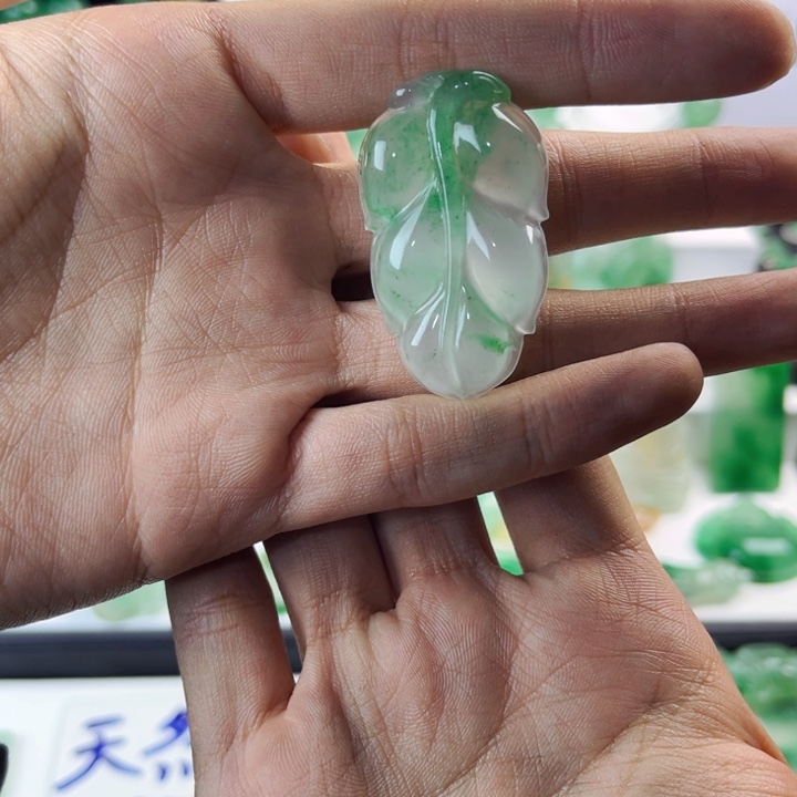 石英质玉吊坠(不含链)未镶嵌