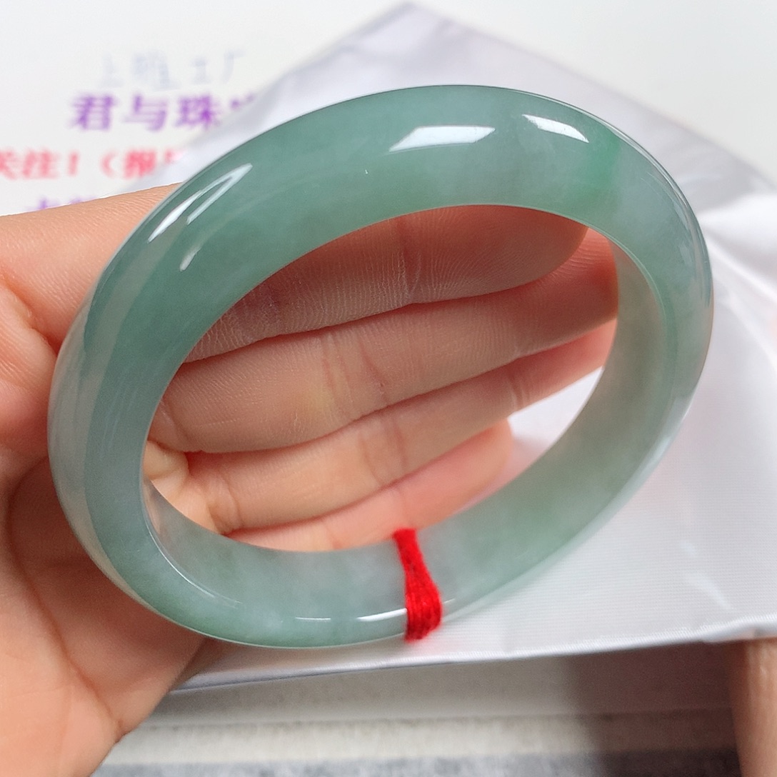 翡翠手镯未镶嵌 正圈①①⑦