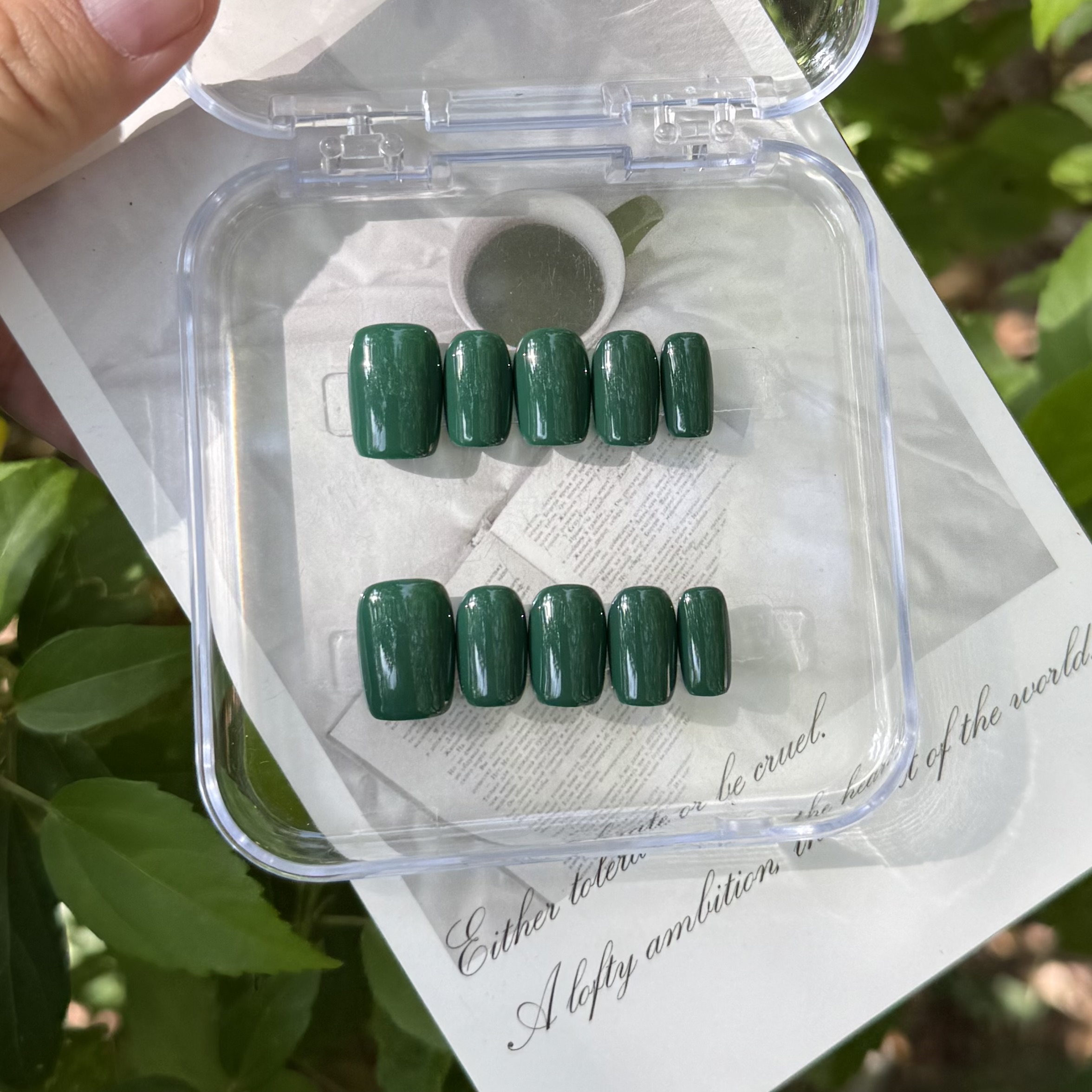 纯手工墨绿色穿戴甲短款长款 ins风高级感超显白美甲片秋冬气质