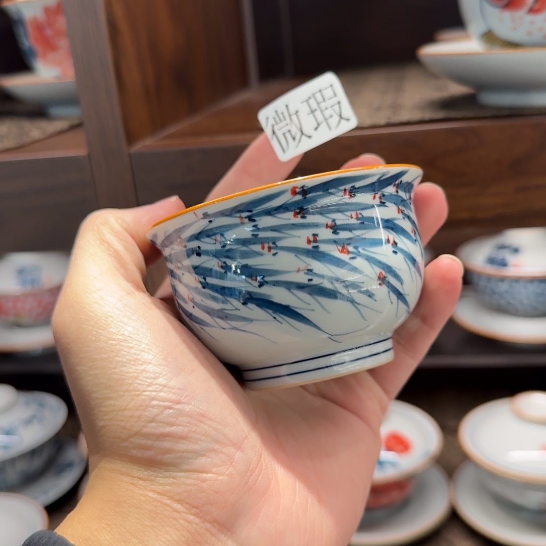 釉下手绘茶具微瑕