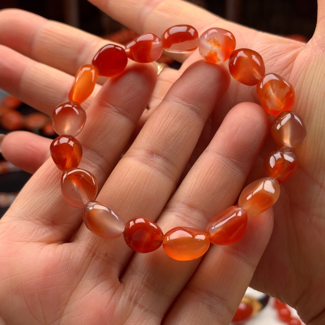 南红玛瑙手串未镶嵌