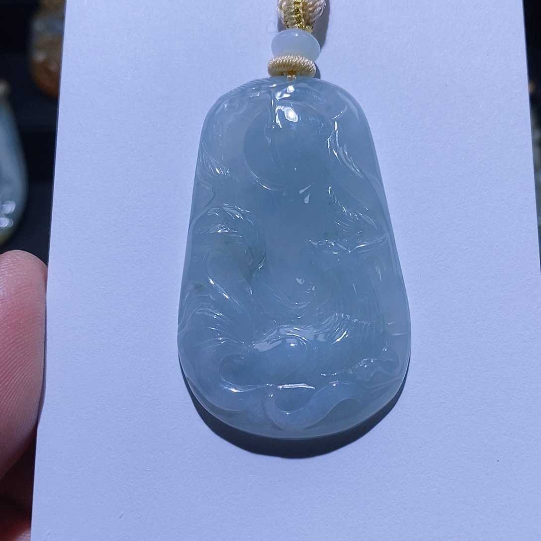 颈饰未镶嵌翡翠挂件