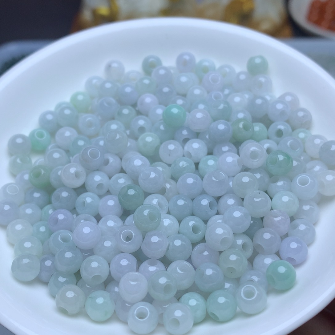 【闪购商品】翡翠手链未镶嵌卡6冰绿白大孔珠100个
