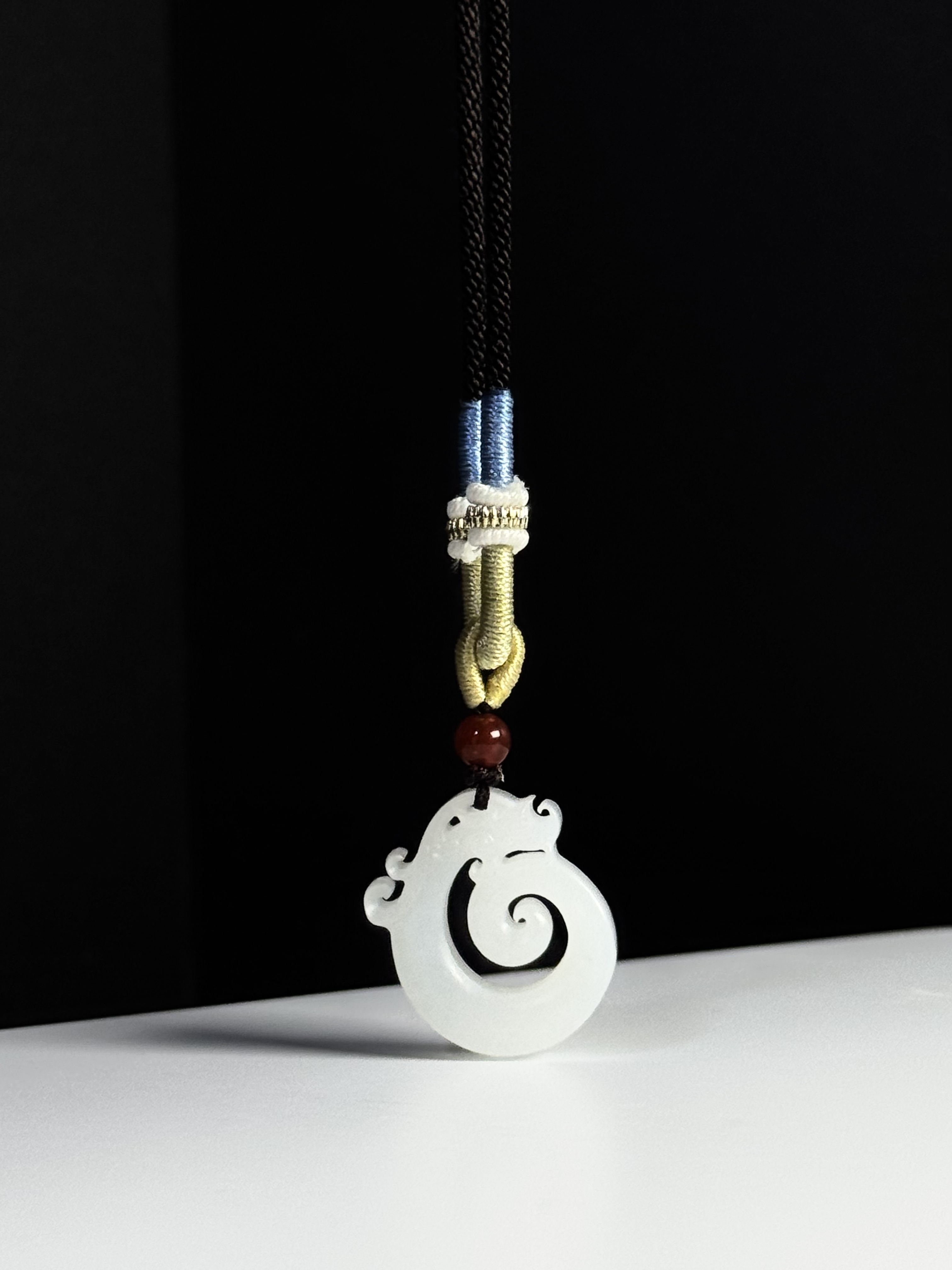 和田玉 俄料 白玉 古龙 吊坠 （赠绳）