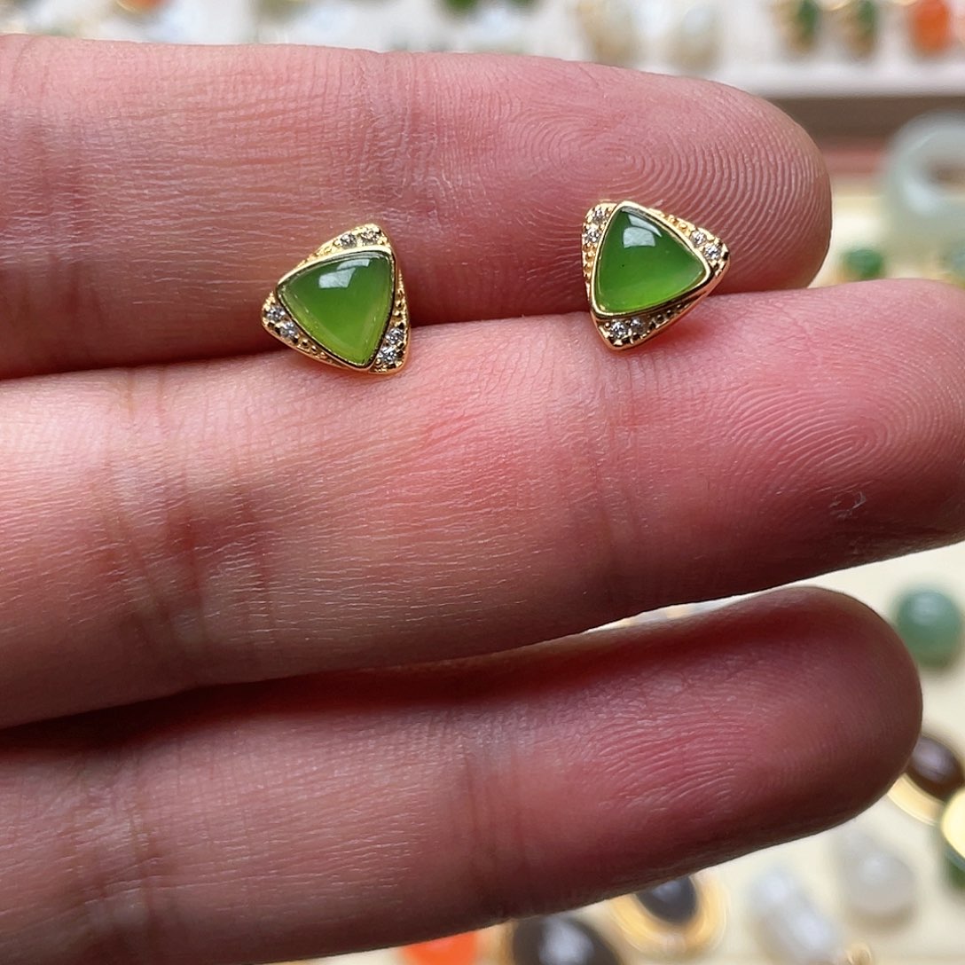 和田玉耳钉银S925镶嵌