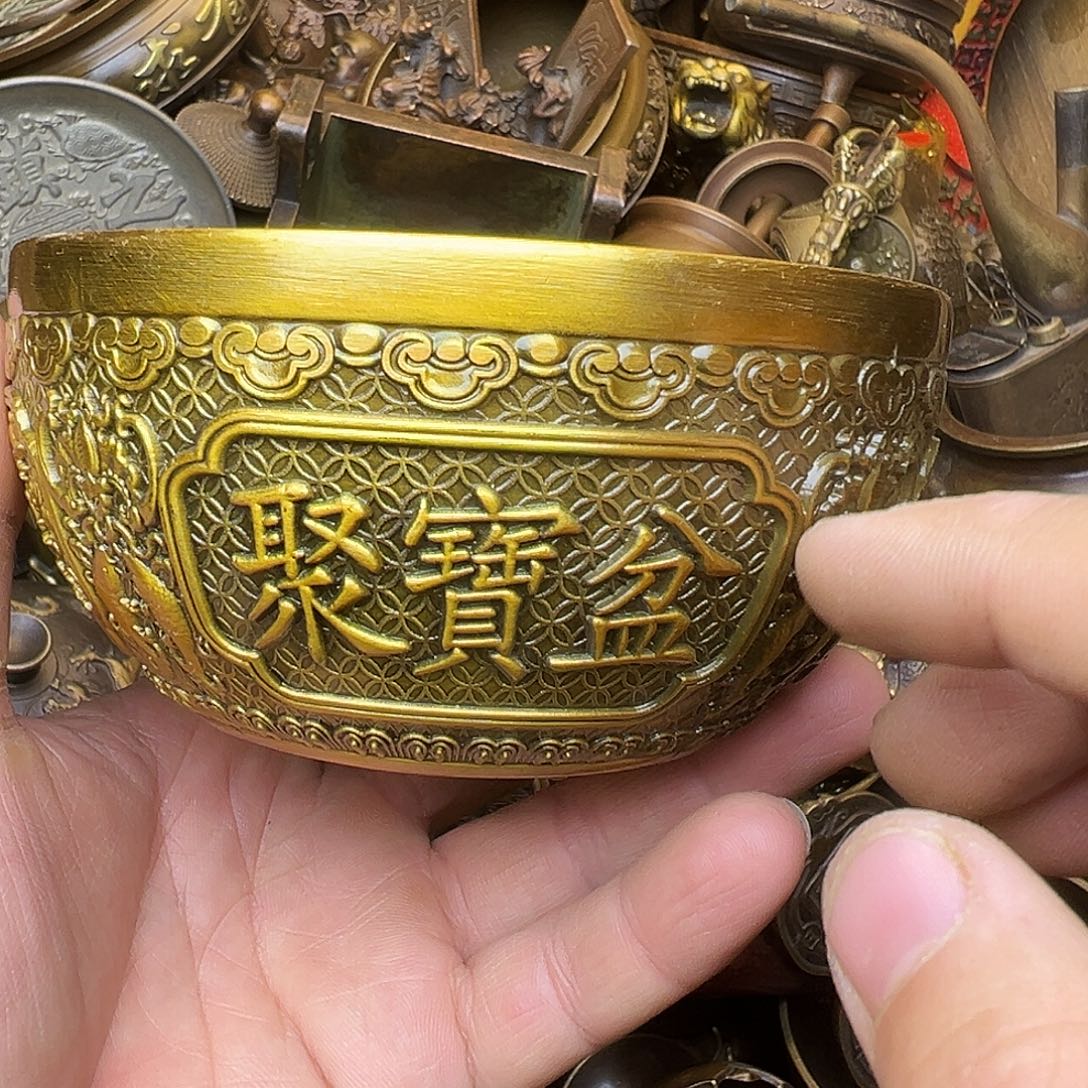 精品铜器，精美文玩