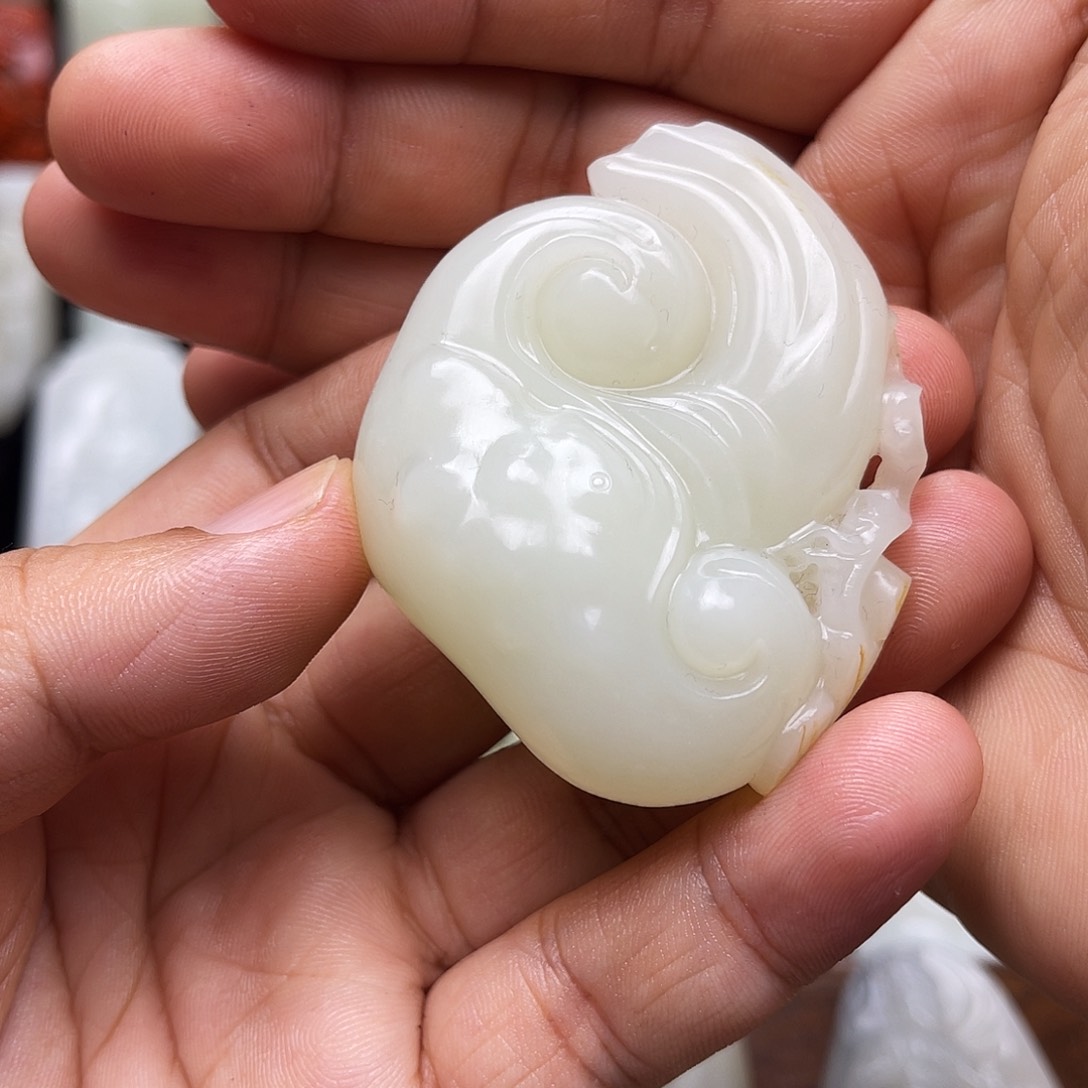 和田玉颈饰未镶嵌