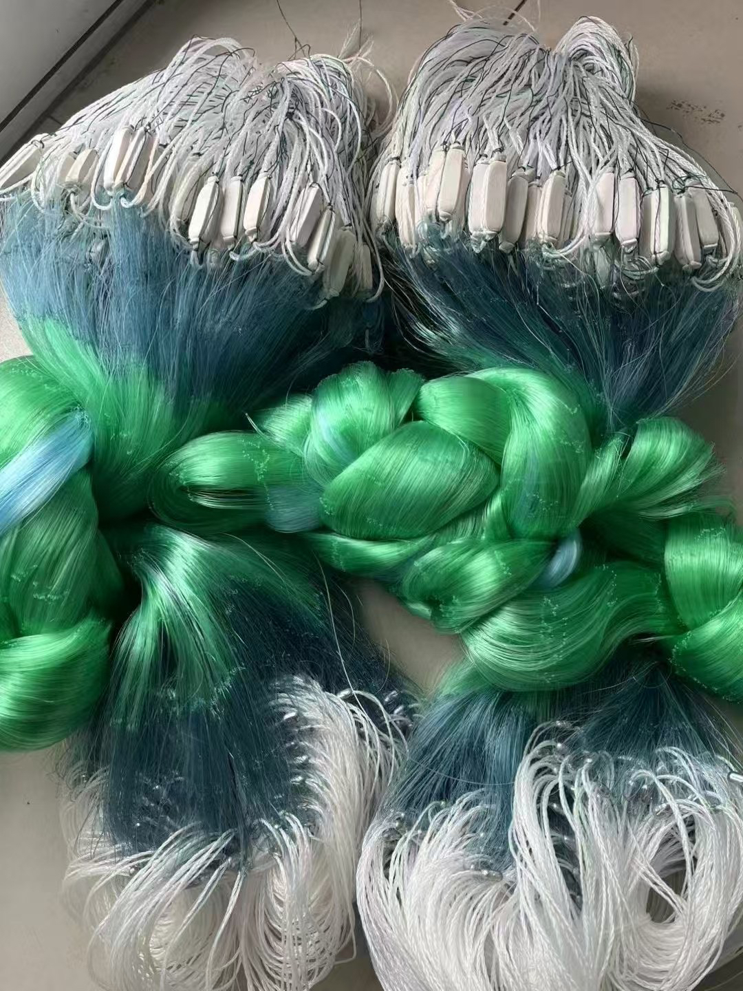 加密三层沉网渔网三层渔网三层丝网鱼网进口丝结实耐用不沾泥捕鱼