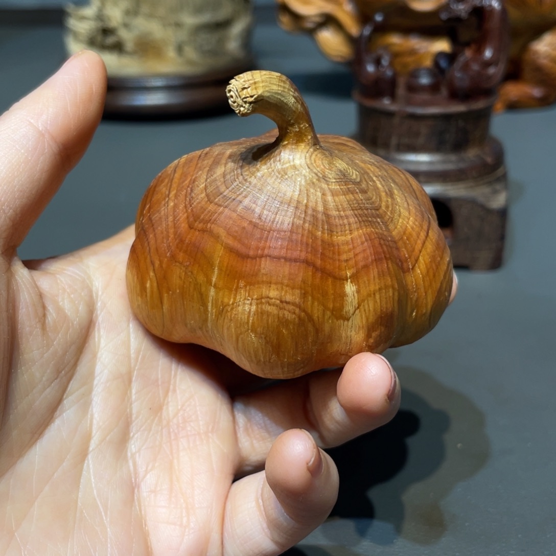 李***霸柏木（崖柏）摆件工艺品