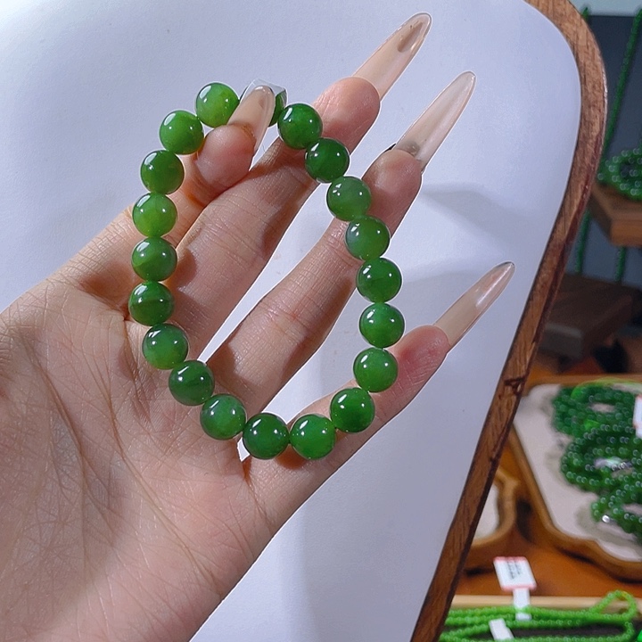 和田玉（碧玉）未镶嵌颈饰10