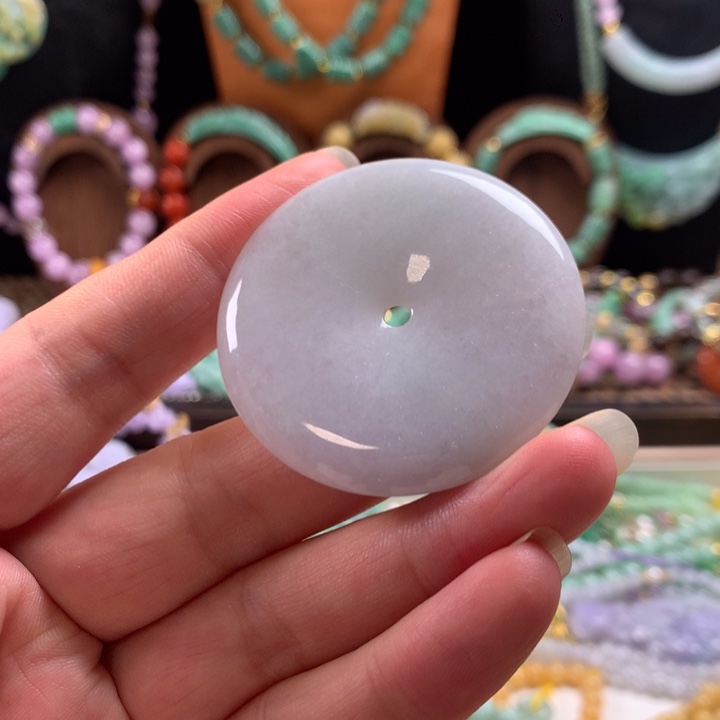 翡翠未镶嵌颈饰吊坠