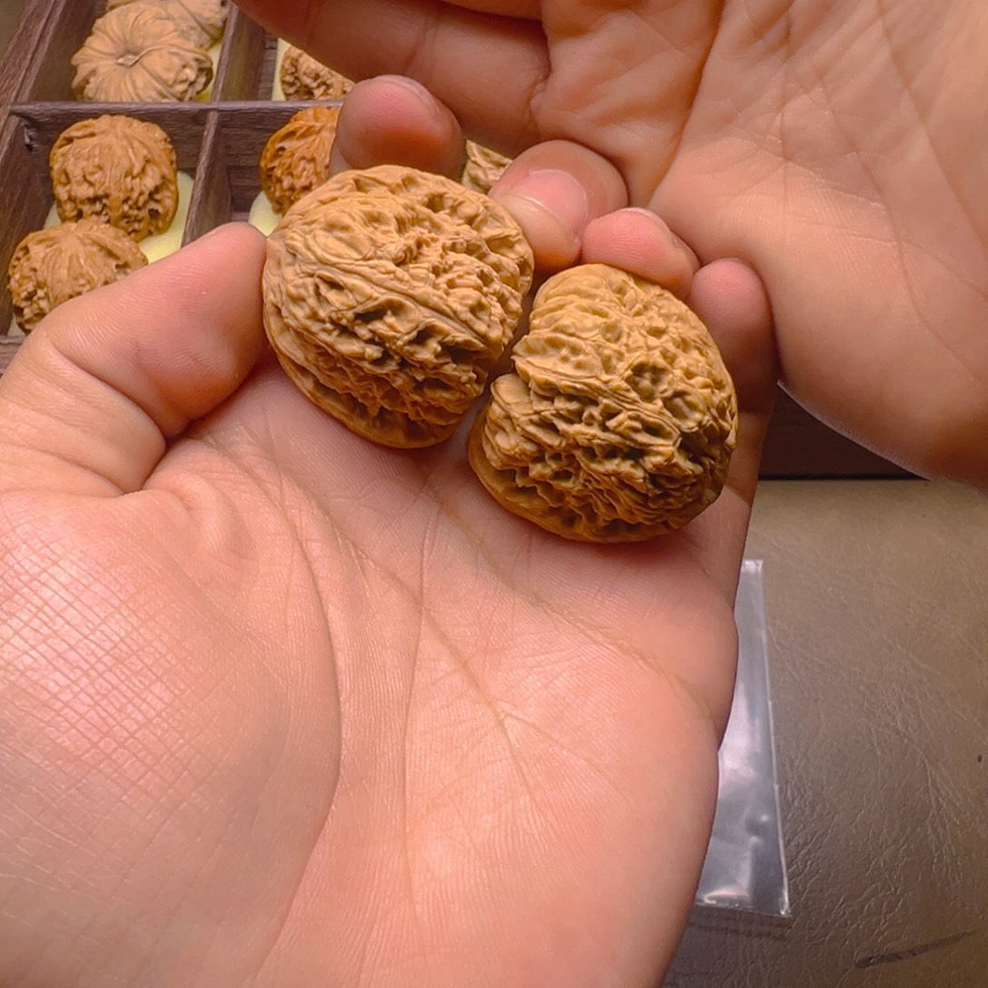 把件文玩核桃南疆石