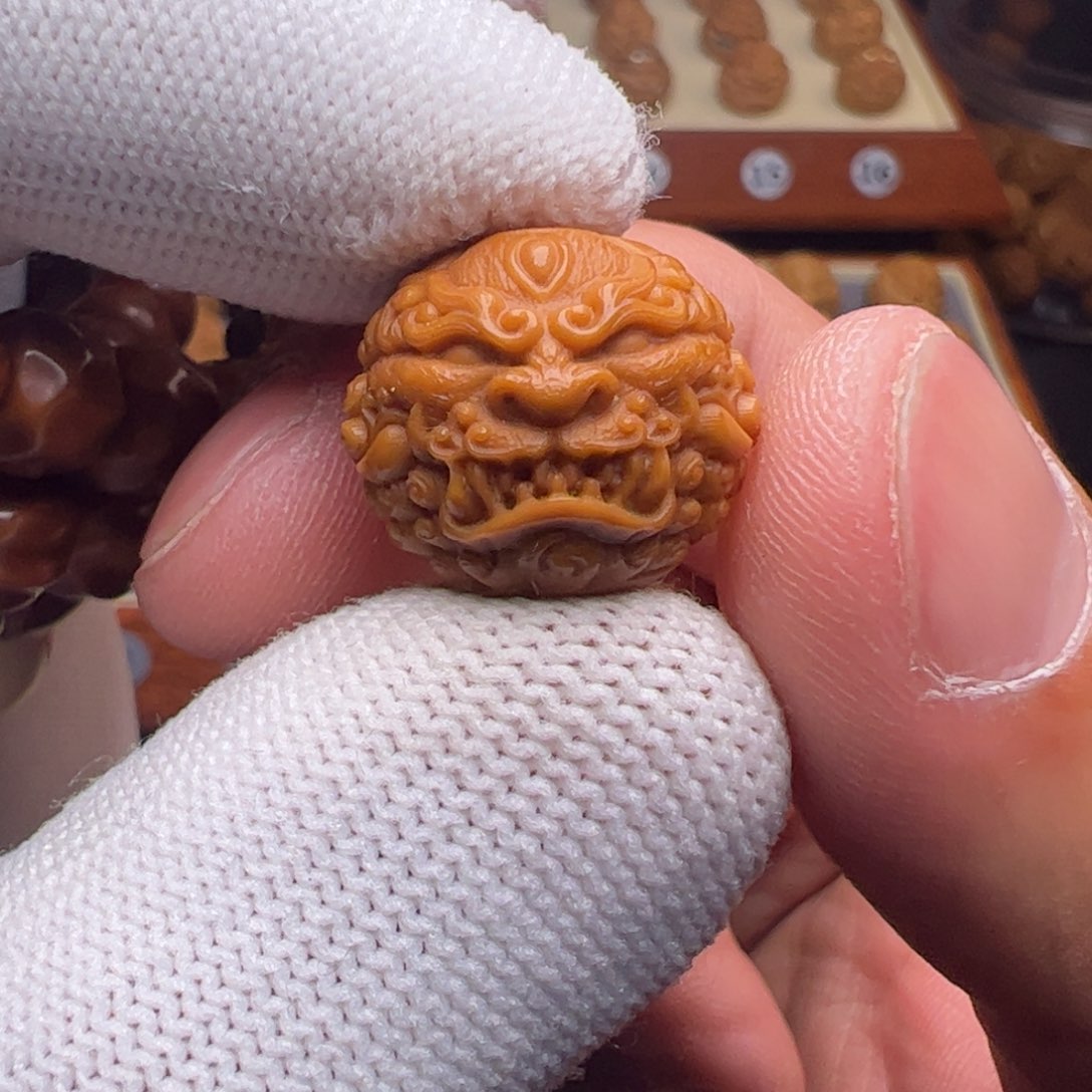 猴头核桃把件唐狮聚宝盆福利