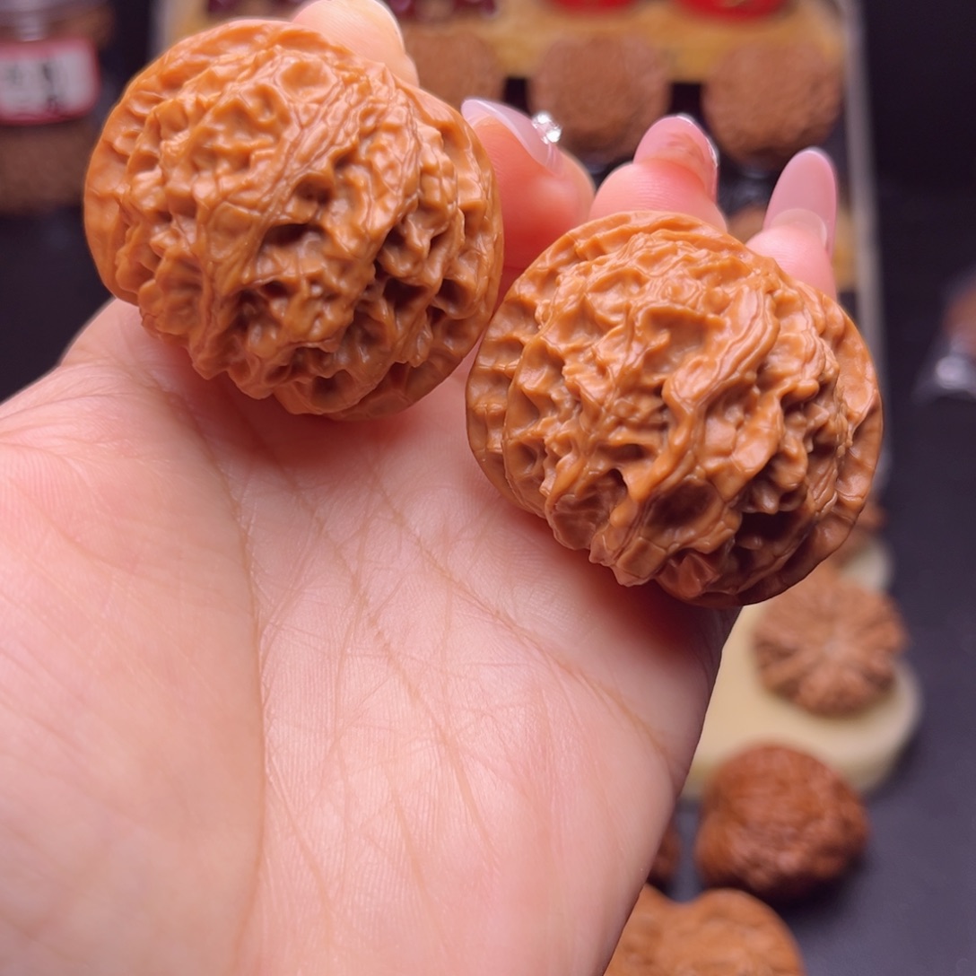 文玩核桃吊坠42尺平果元福利