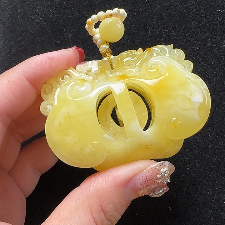 蜜蜡珠宝奇石未镶嵌