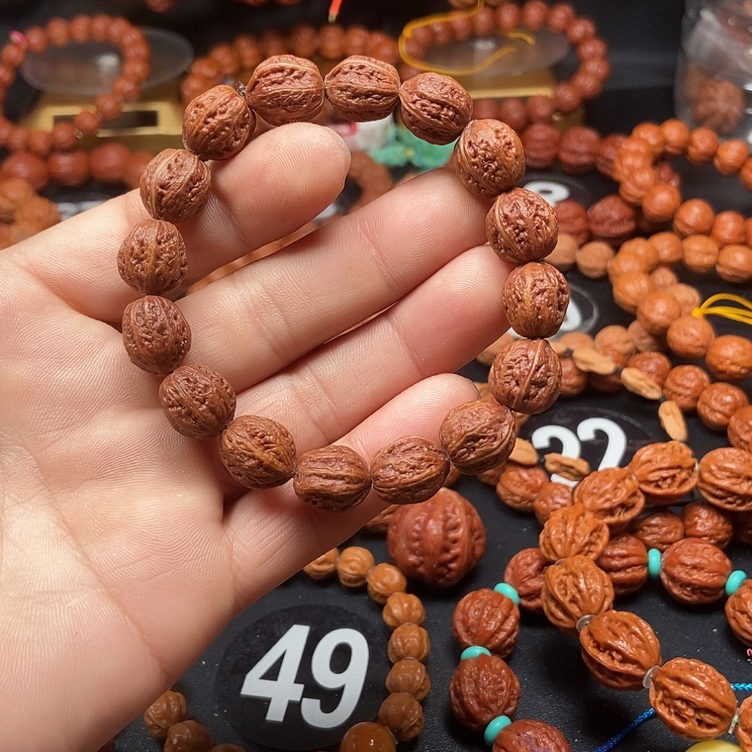 自***！手串文玩核桃蚂蚁纹瑕斯13