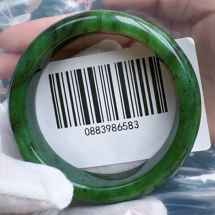 和田玉（碧玉）手镯未镶嵌6061包容