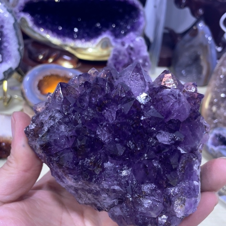 钛晶摆件未镶嵌紫晶