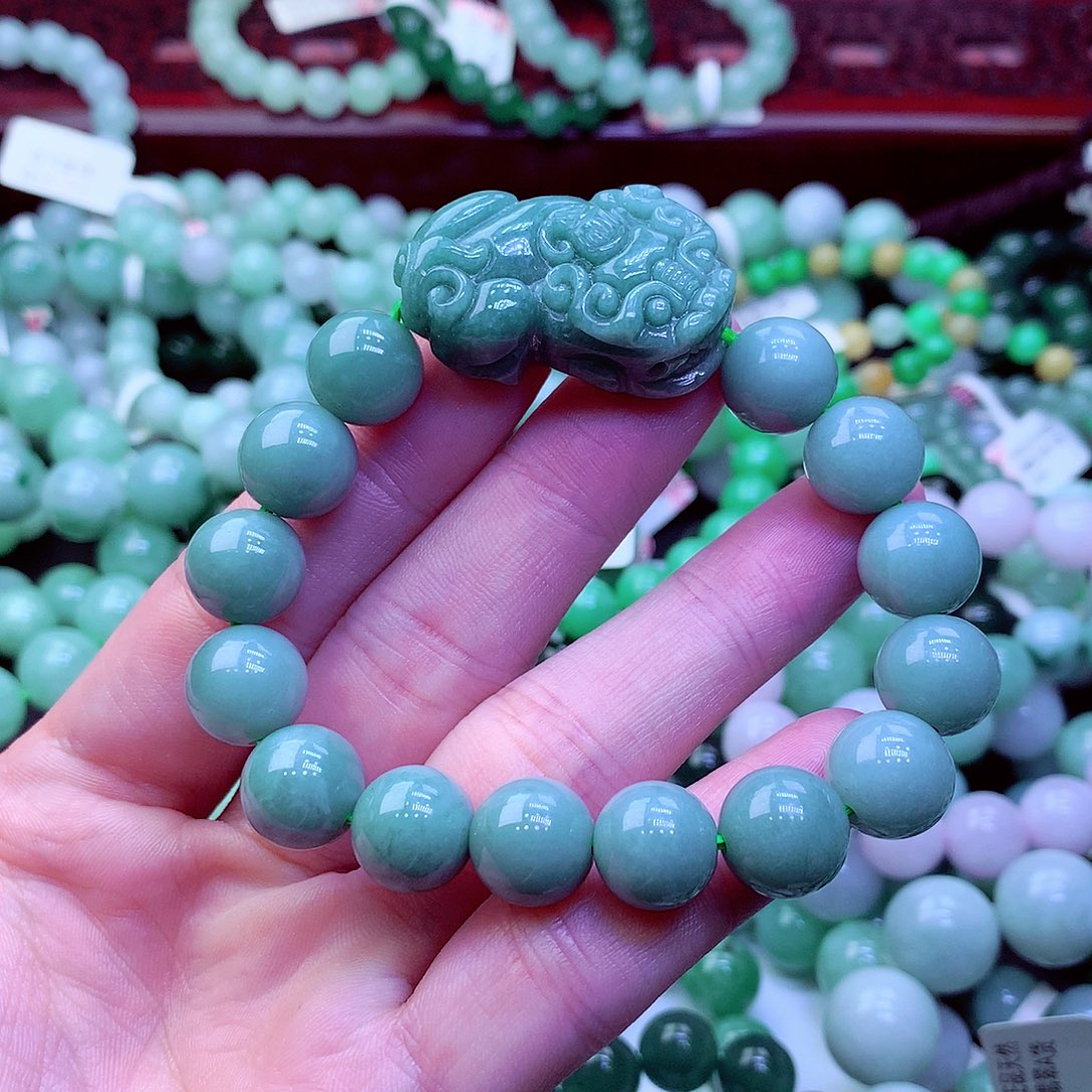 翡翠未镶嵌毛衣链