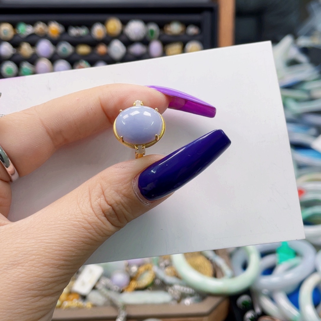 翡翠手镯未镶嵌天然翡翠Ａ货