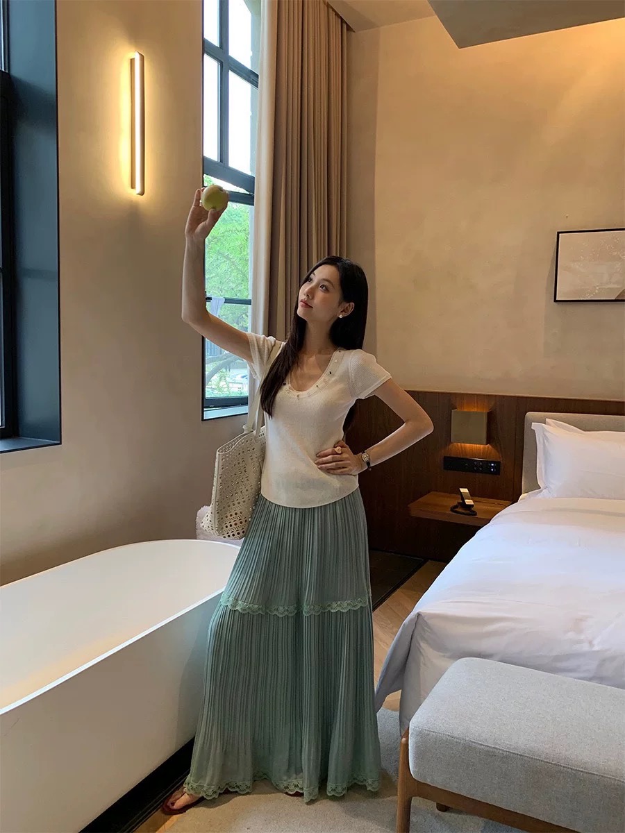 【福利清清，NO退NO换】春夏纯欲风蕾丝拼接气质百搭百褶垂感裙半裙